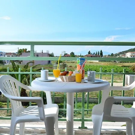 Dennis 아파트 알리카나스